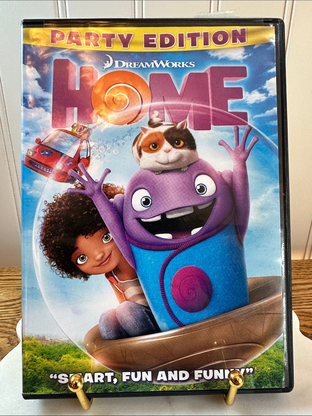 DreamWorks HOME DVD — Blue, Purple & Pink Cover Art